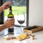 Set de vino y Tabla para quesos WINCHESTER - Imagen 2